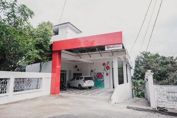 reddoorz syariah near arafah hospital jambi