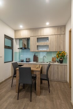 mersey central hanoi aparthotel