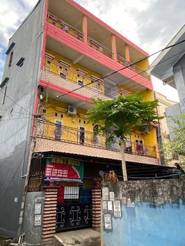 homestay lestari makassar