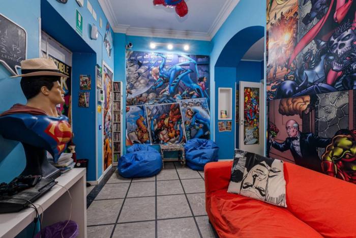 comics guesthouse