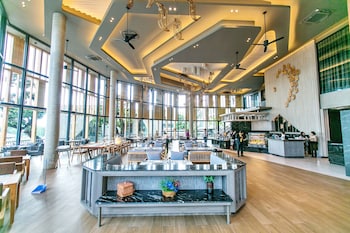 the signature hotel airport