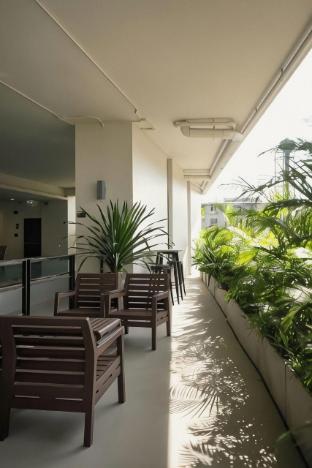 the rise suites hotel chiang mai