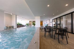 the rise suites hotel chiang mai