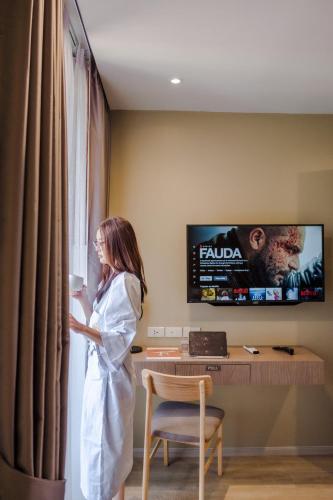 the rise suites hotel chiang mai