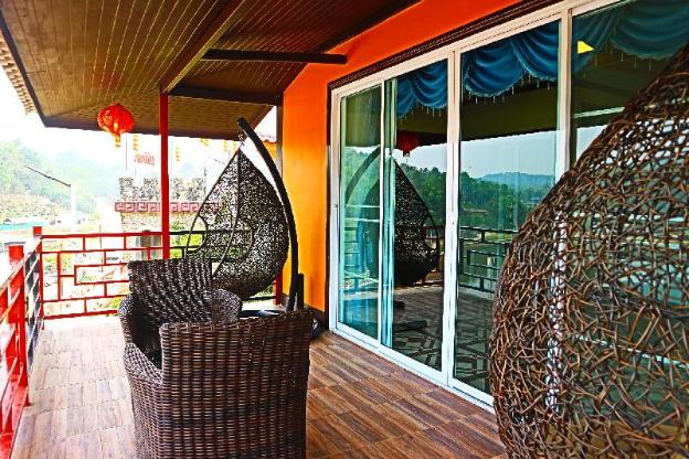 chasa rakthai resort