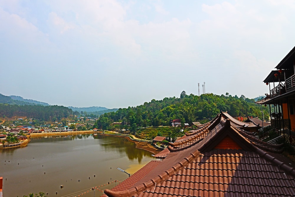 chasa rakthai resort