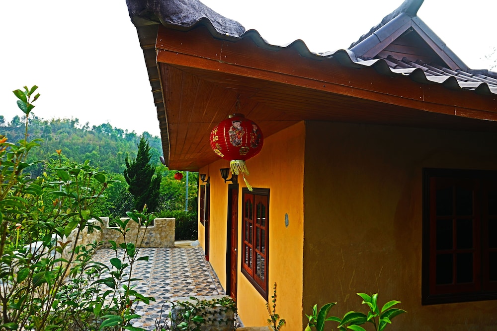 chasa rakthai resort