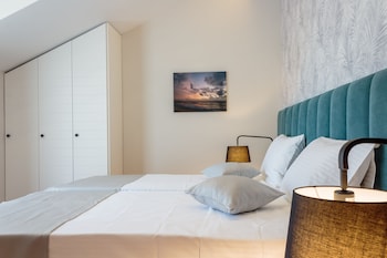apartments mala laguna