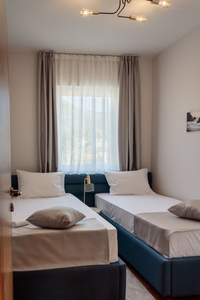 apartments mala laguna