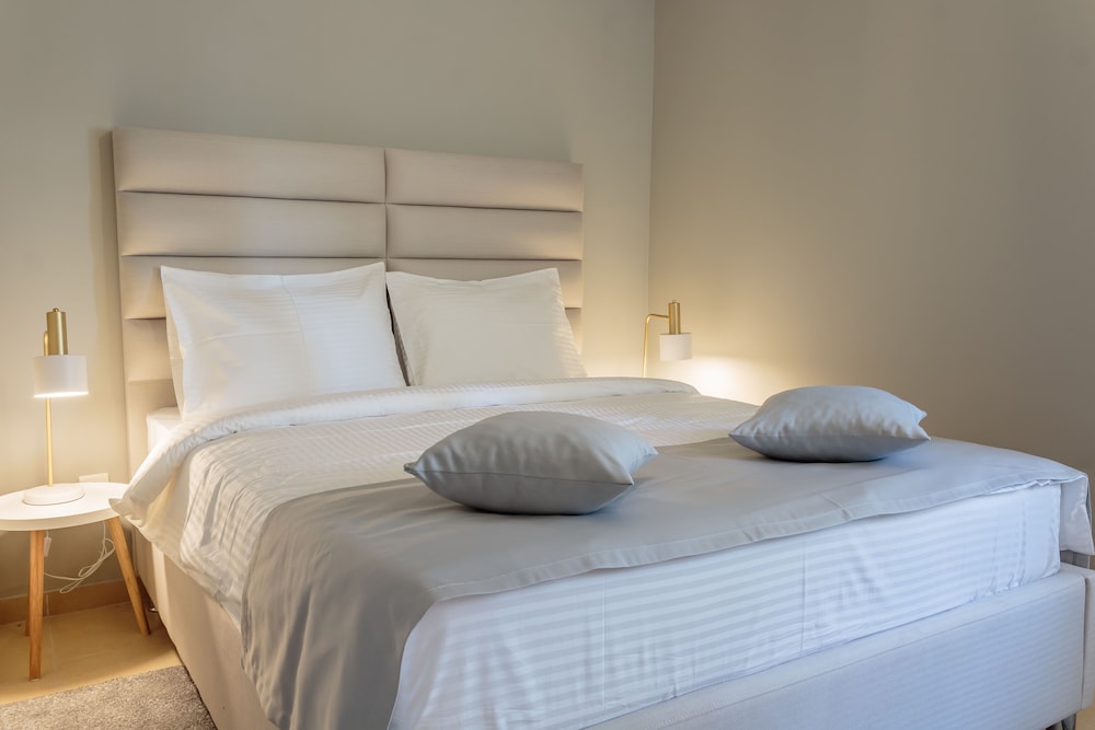 apartments mala laguna