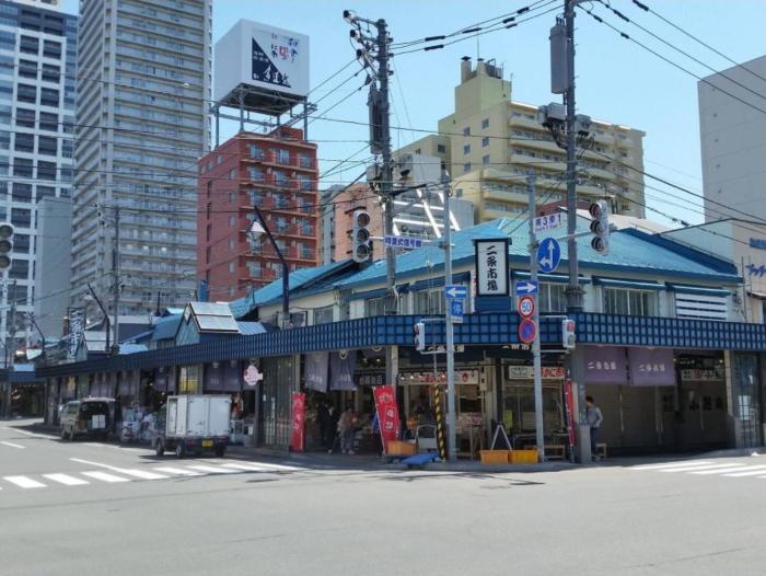 cozy and convenient royal heights