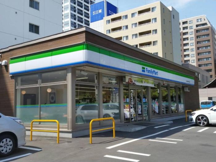 cozy and convenient royal heights