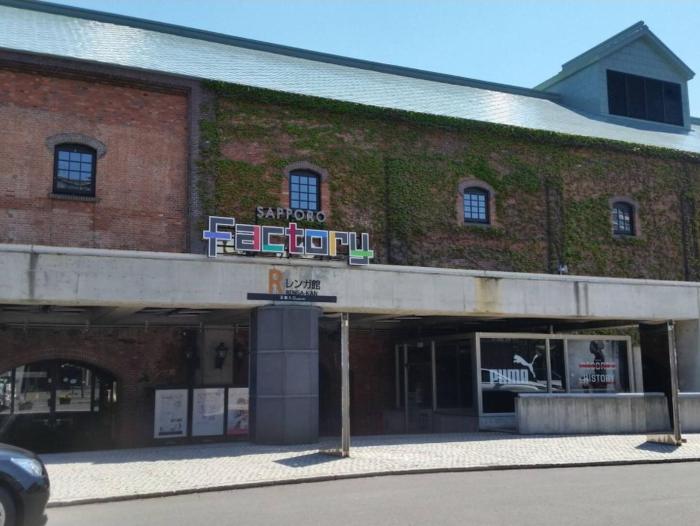 cozy and convenient royal heights