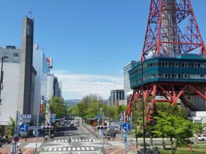 cozy and convenient royal heights