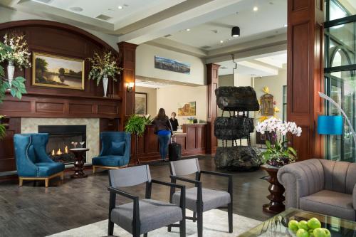 hotel anthracite