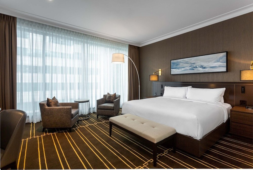 the sutton place hotel toronto