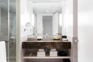 the sutton place hotel toronto