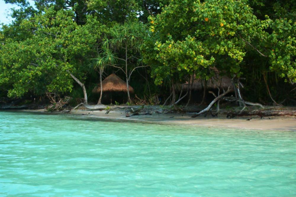 nikki peucang island resort