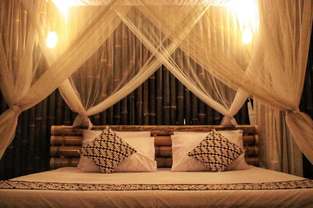 nikki peucang island resort
