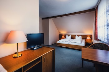 pension heinrich heine