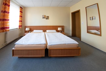 pension heinrich heine