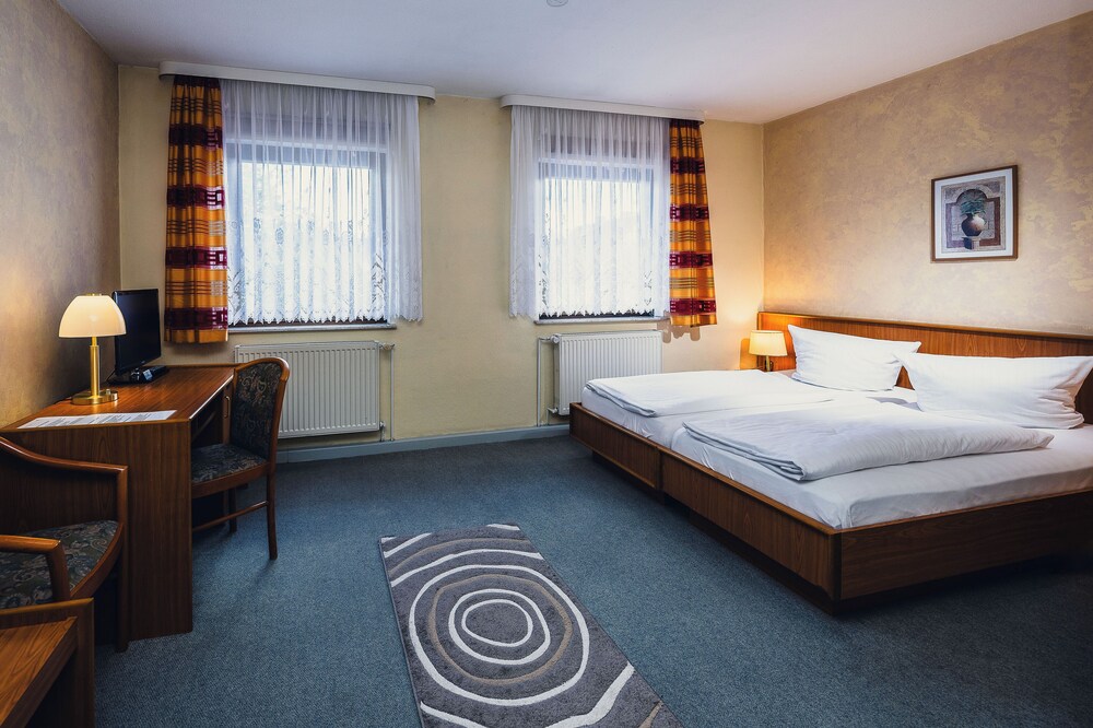 pension heinrich heine