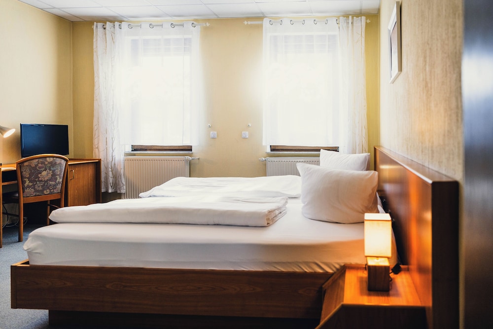 pension heinrich heine