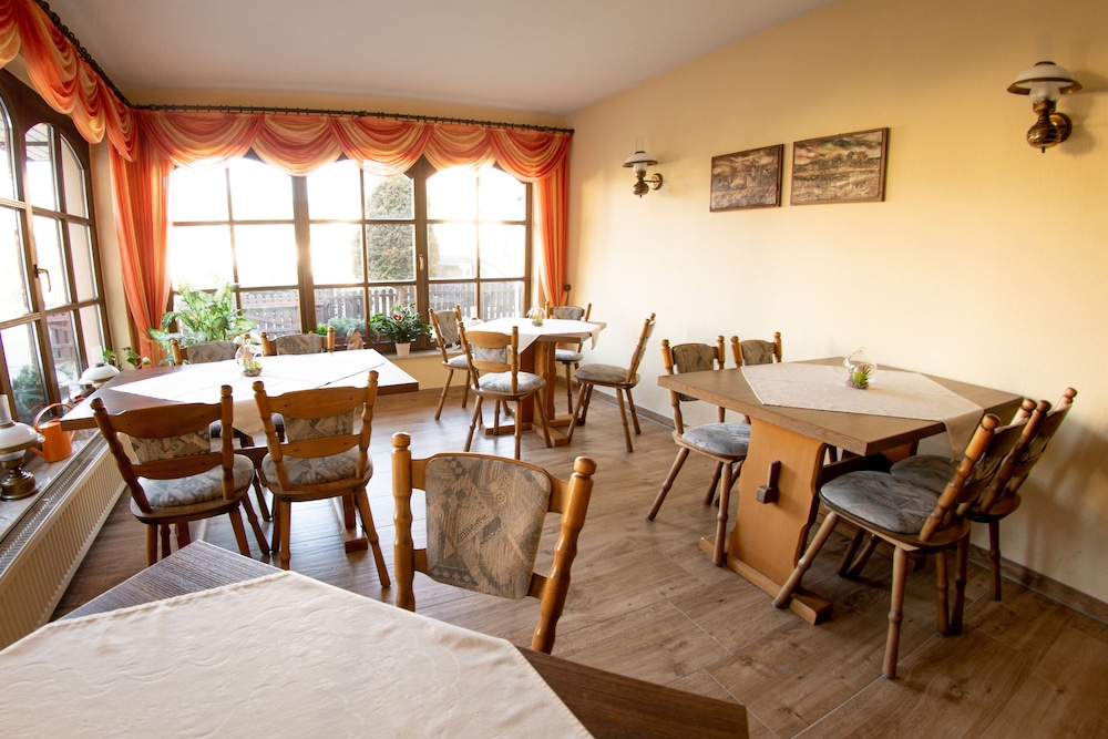 pension heinrich heine