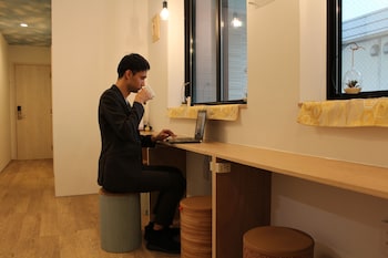 plat hostel keikyu haneda home
