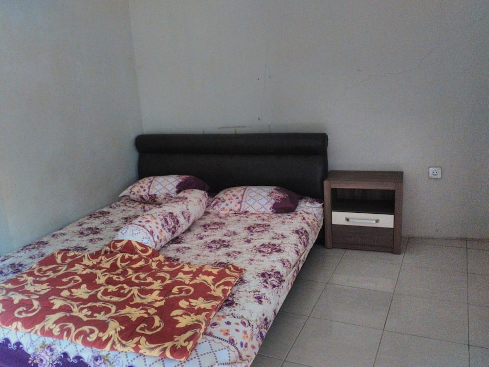 nabila syari guesthouse