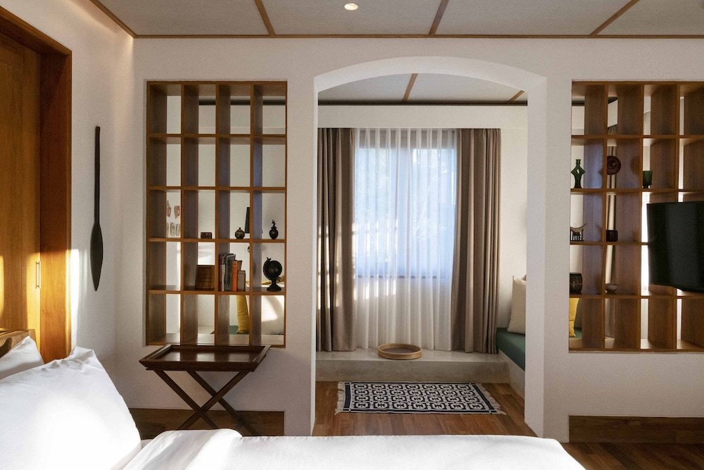 The Sayan House,,4 star