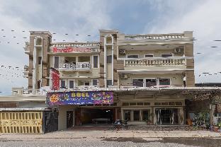 reddoorz near citraland gama city medan