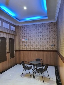 reddoorz near citraland gama city medan