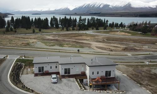 lake tekapo