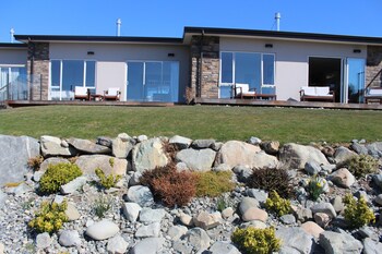 the mackenzie suites