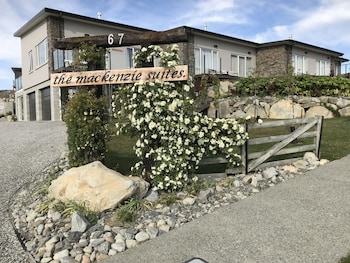 the mackenzie suites