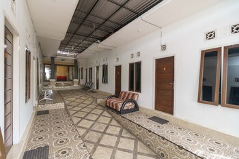 Reddoorz Syariah @ Mora Garden Bungo,,2.5 star