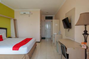 reddoorz plus syariah hotel boulevard luwuk