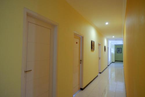 reddoorz plus syariah hotel boulevard luwuk