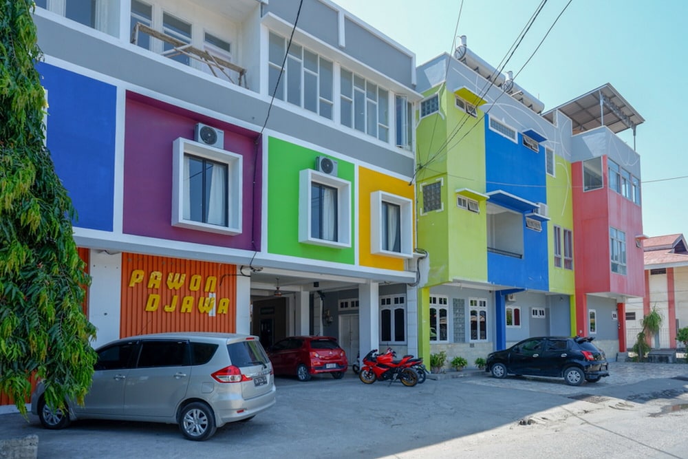 reddoorz plus syariah hotel boulevard luwuk