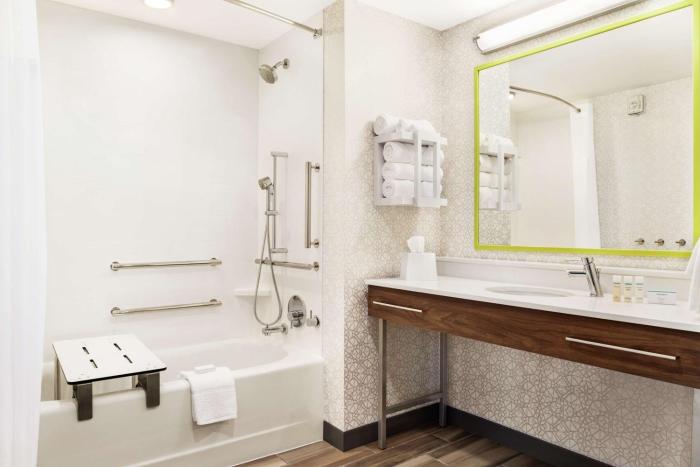 hampton inn and suites miami kendall