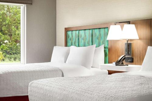 hampton inn and suites miami kendall