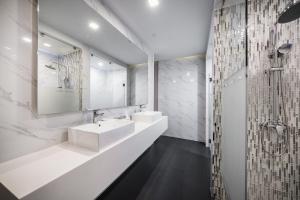 vix bangkok at victory monument