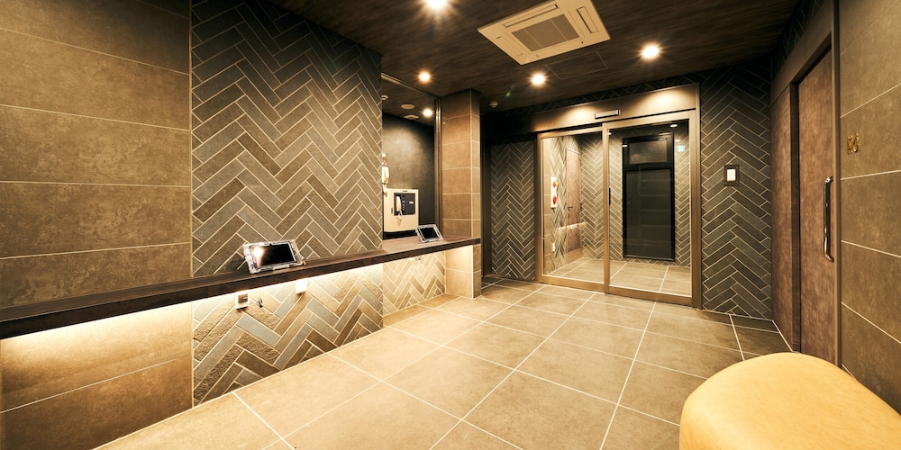 rakuten stay fukuoka yakuin