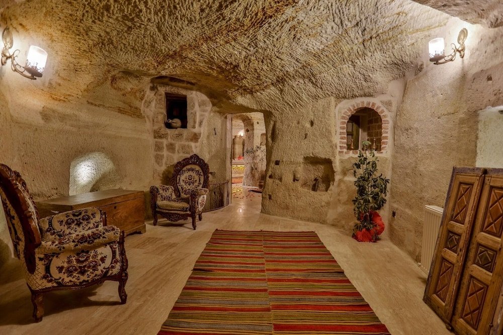 casia cave suites