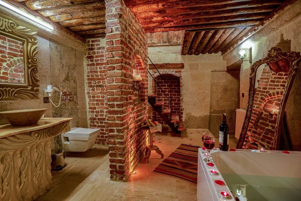 casia cave suites