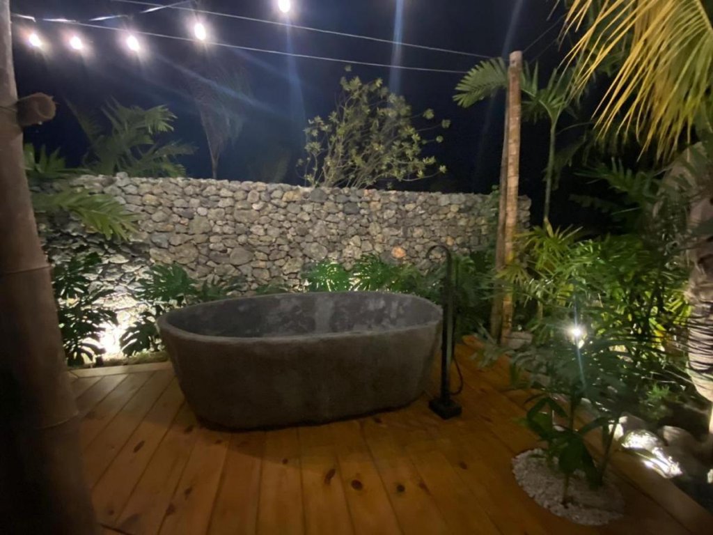 greenland bubble glamping