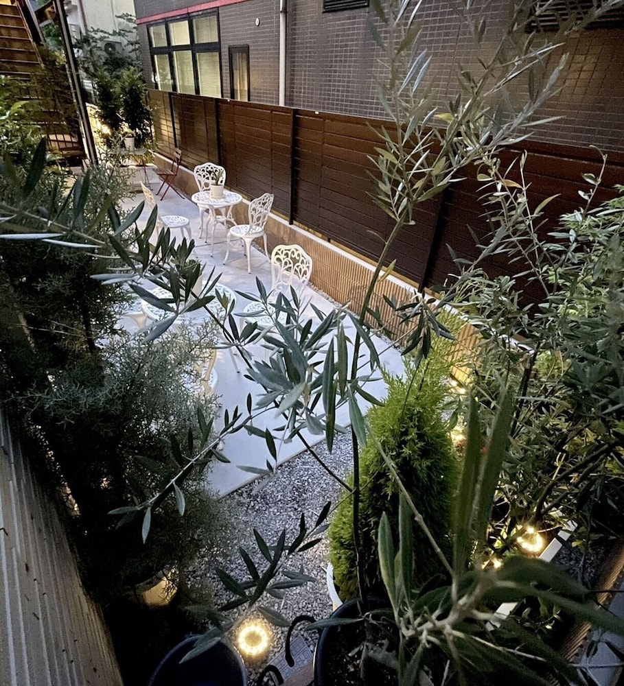shinjuku warm house