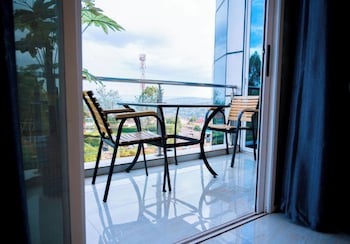 madras hotel and apartments