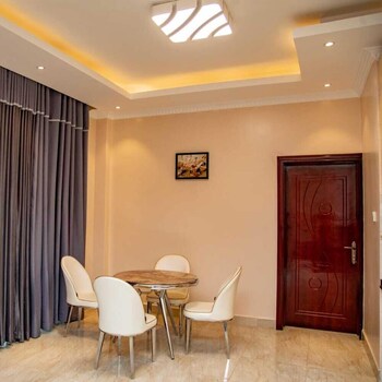 madras hotel and apartments